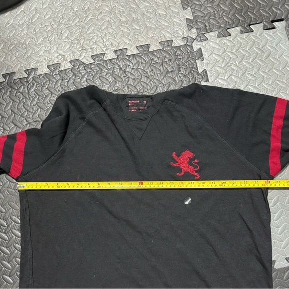 Express Sweater - Picture 5 of 5